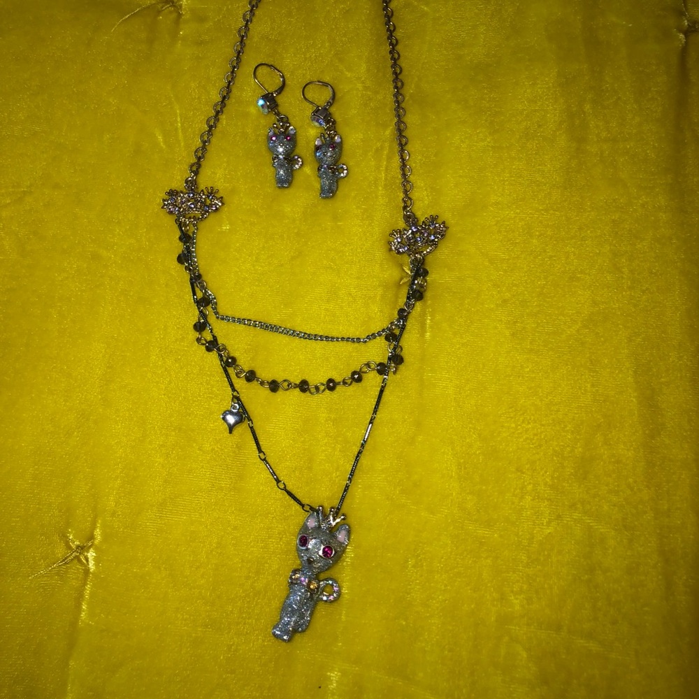 Betsy Johnson matching cat necklace and earrings